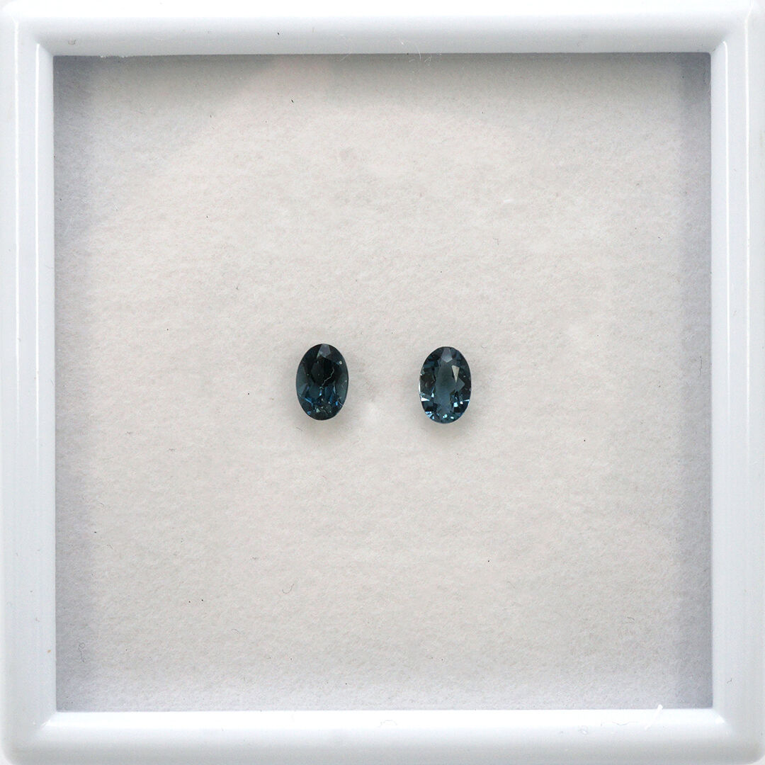 London Topaz, Owalny, 6x4 mm