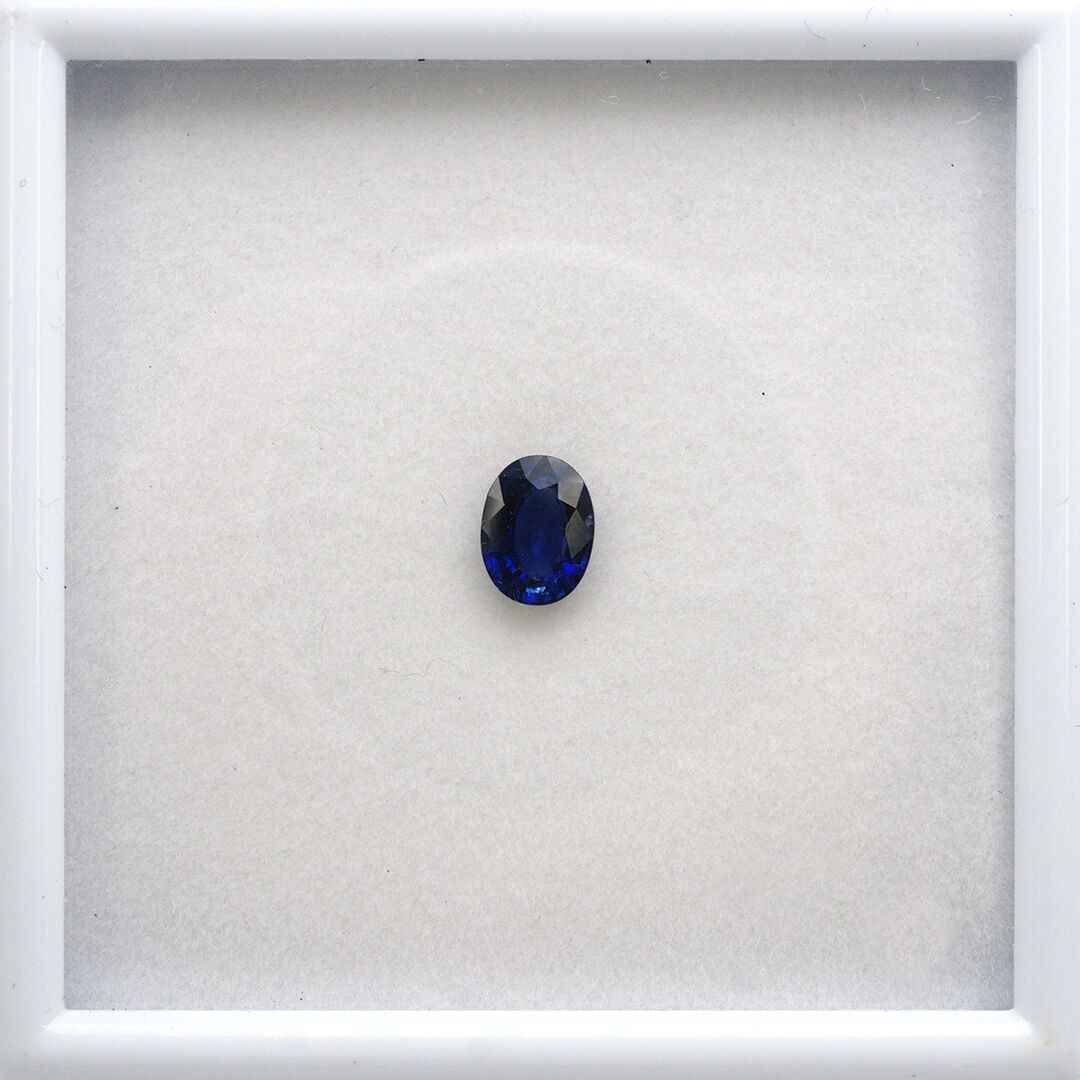 Szafir dyfuzyjny, Owalny, 8x6 mm