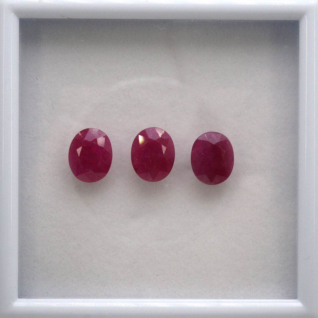 Rubin, Owalny, 10x8 mm