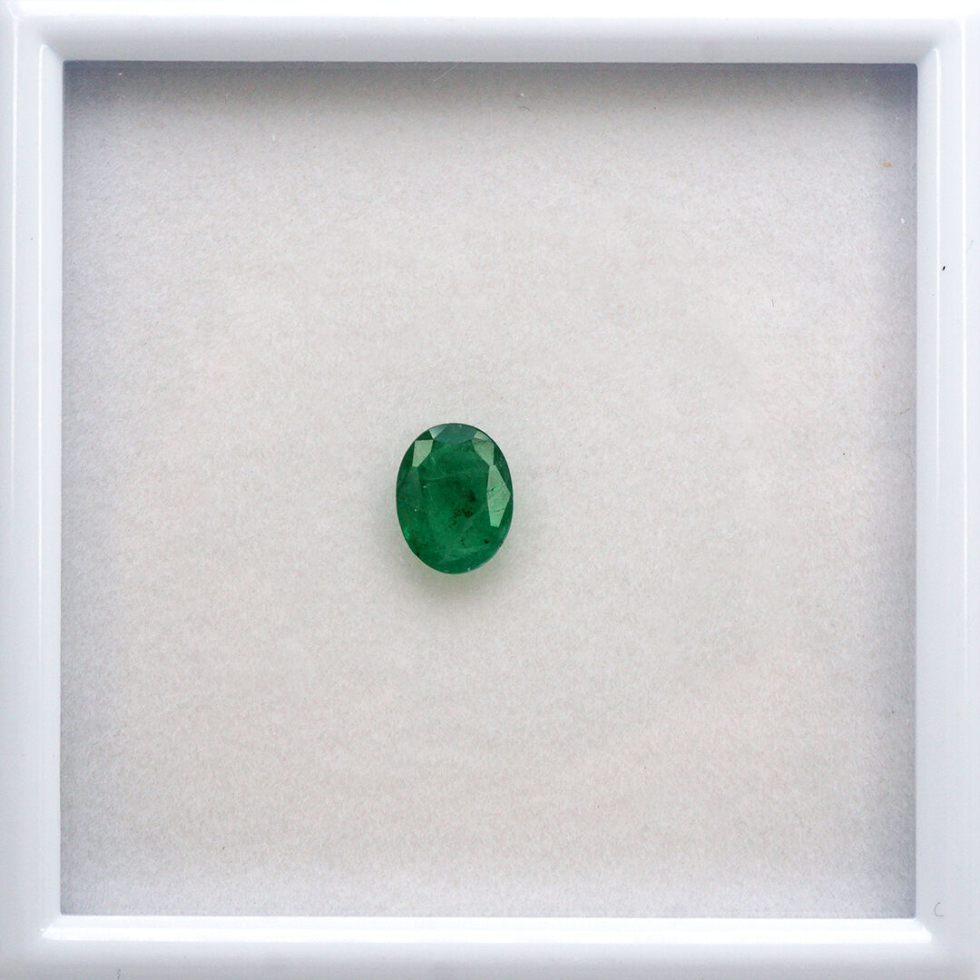 Szmaragd, Owalny, 9x7 mm
