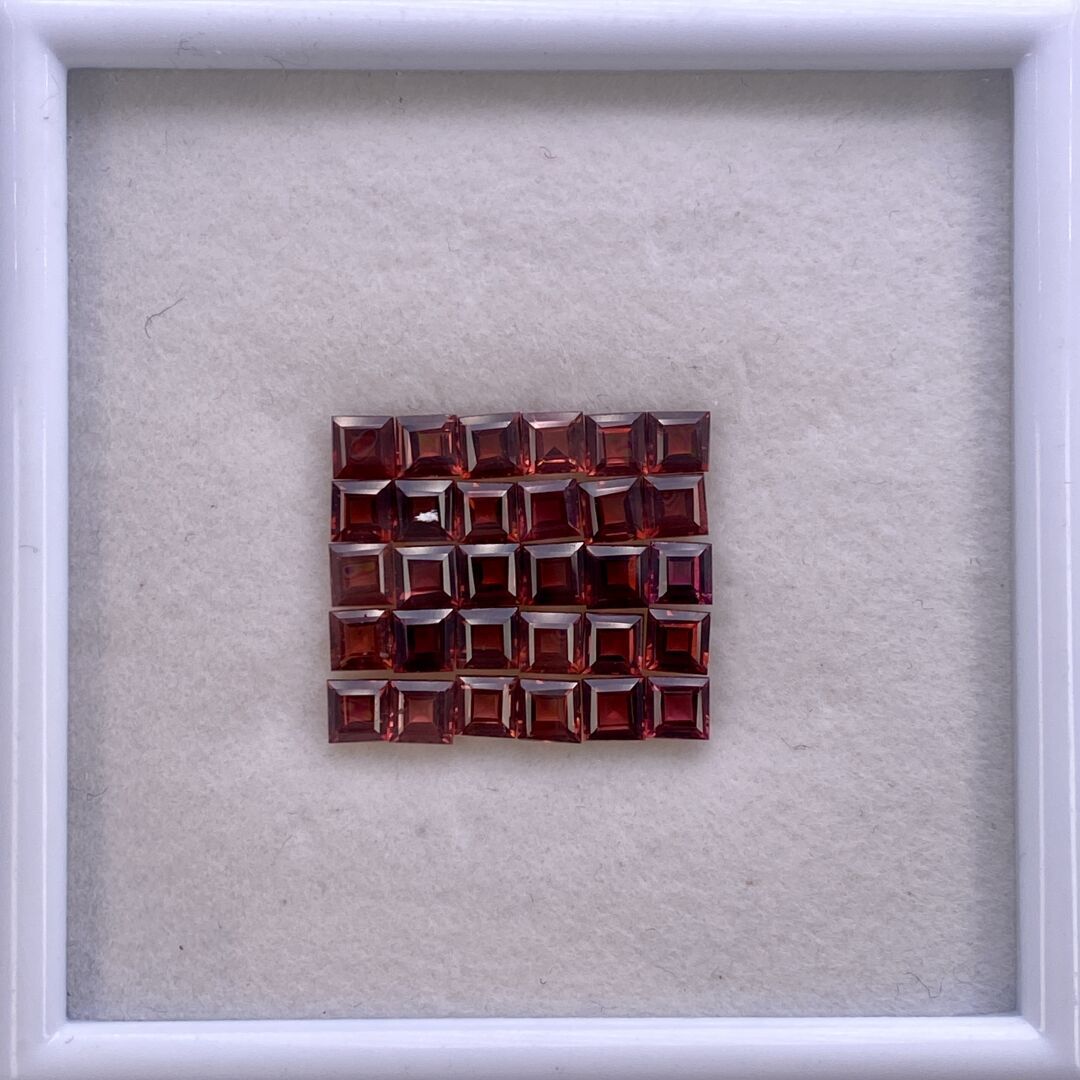 Granat, Kwadrat, 3.5 mm